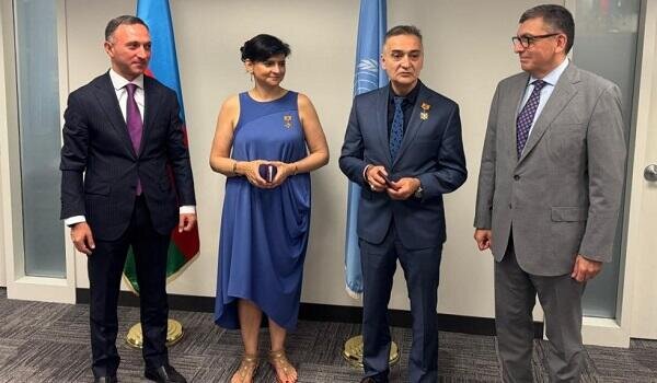 ABŞ-da azərbaycanlı mədəniyyət xadimlərinə medal verildi