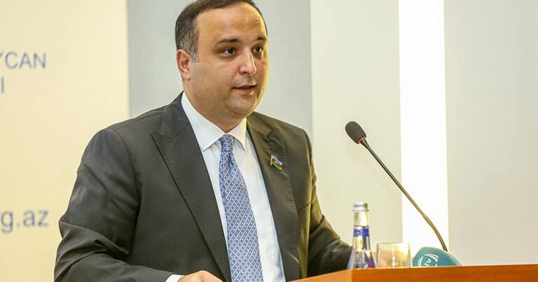 Deputatın “dadlı biznesi” – Şahin İsmayılov Bakının mərkəzində kafe şəbəkəsini genişləndirir