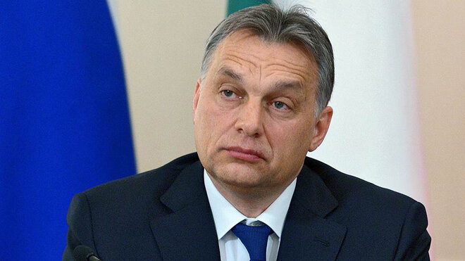 Orban Leyeni istefaya çağırdı