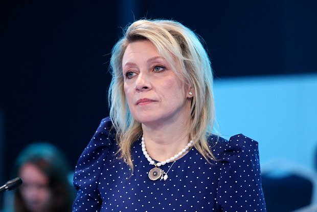 Zaxarova Lavrovun danışıqlarının fotosunu “VanLav” həştəqi ilə yazıb