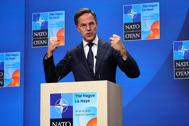 NATO-nun baş katibi Ukraynaya yardımın dayandırılmasından danışdı
