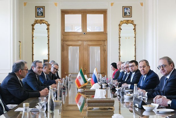 İsrail Rusiyaya İranla dostluğun nəticələri barədə xəbərdarlıq edib