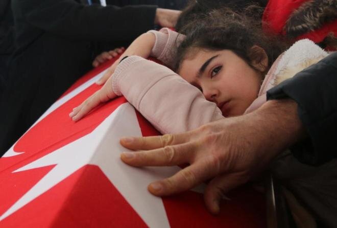 2 hərbçi qızdırmadan öldü
