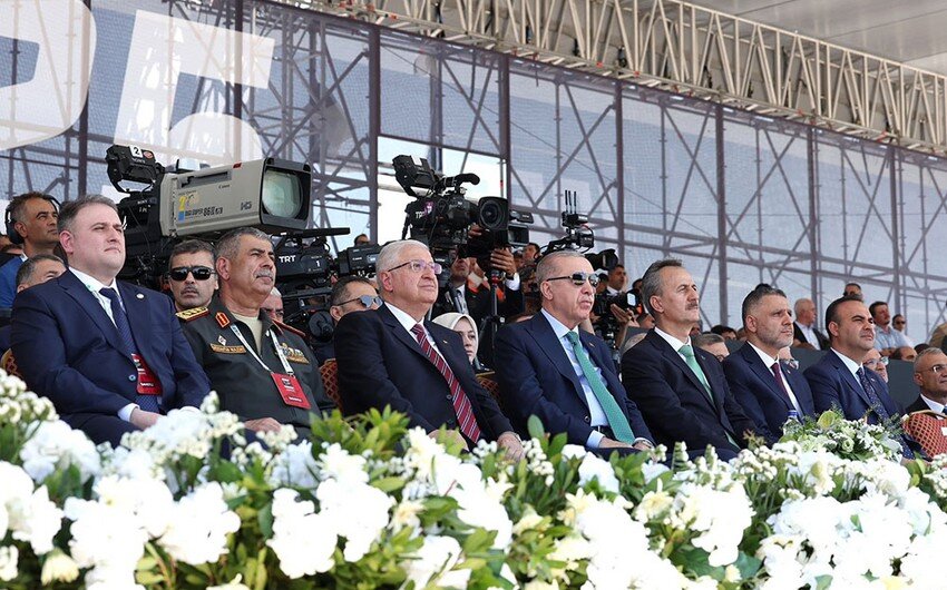 Zakir Həsənov Türkiyədə Müdafiə Sənayesi Sərgisində