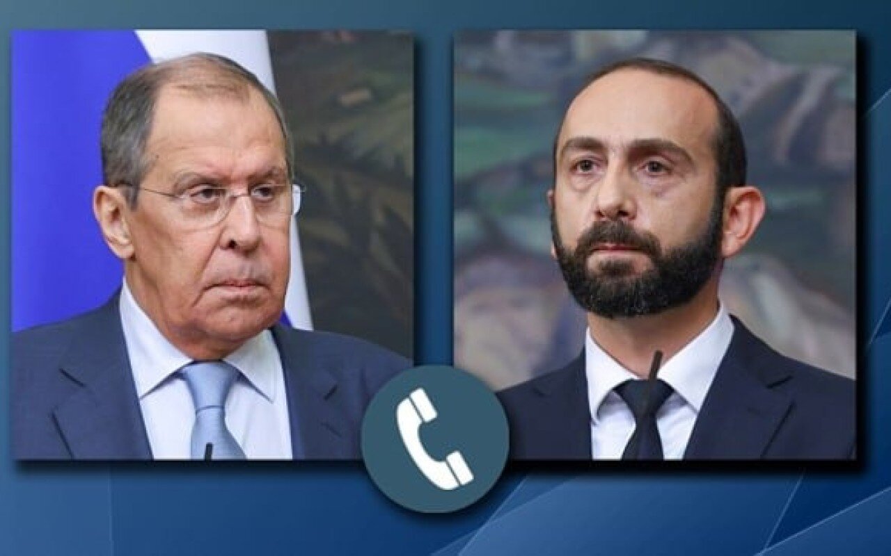 Lavrov erməni həmkarı ilə müzakirə APARDI
