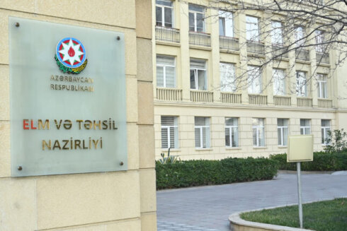 Yalnız Təhsil Nazirliyinin tenderlərini udan şirkət: Keçmiş müşavirlə 57 milyonluq “sirr”