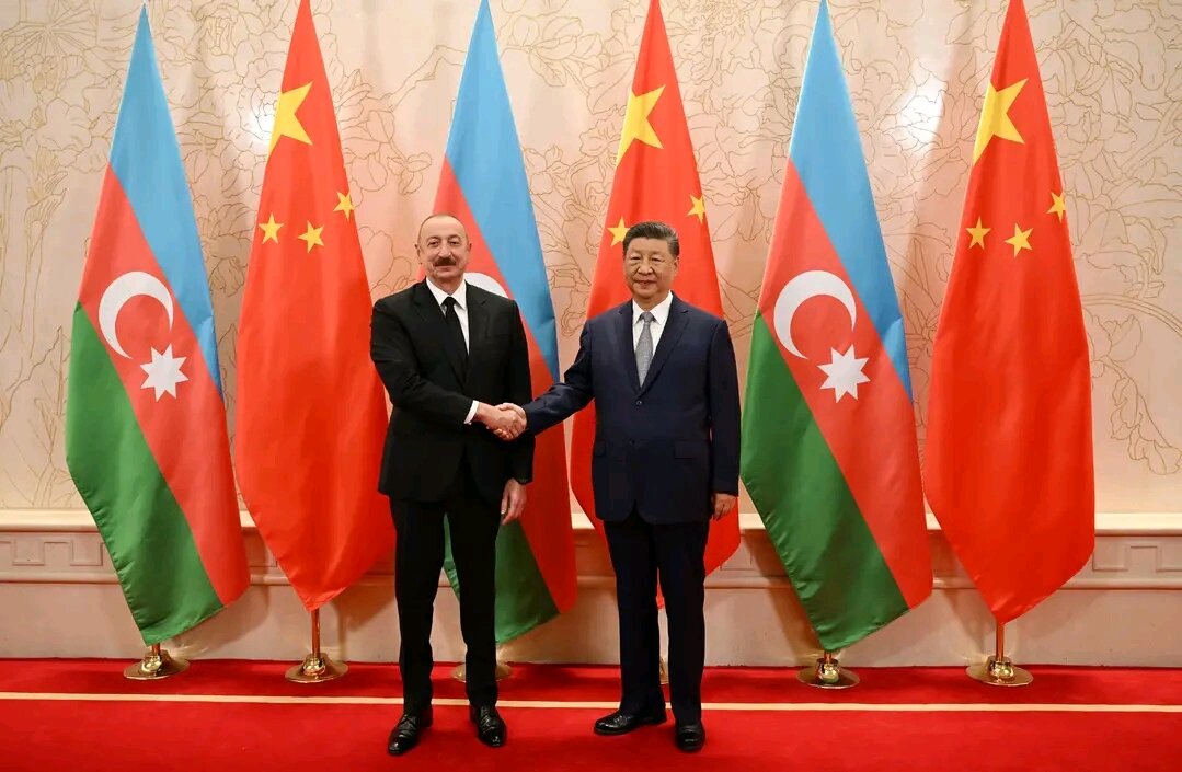 Əliyev Si Cinpin ilə görüşdü