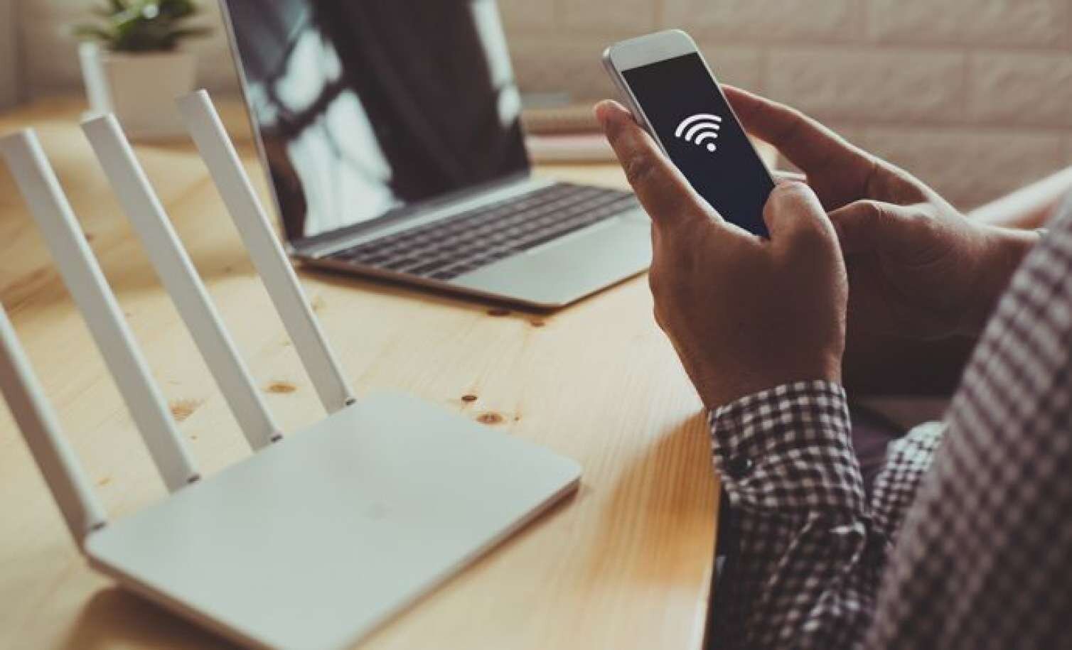Azərbaycanda internetin çökməsi ilə bağlı rəsmi açıqlama