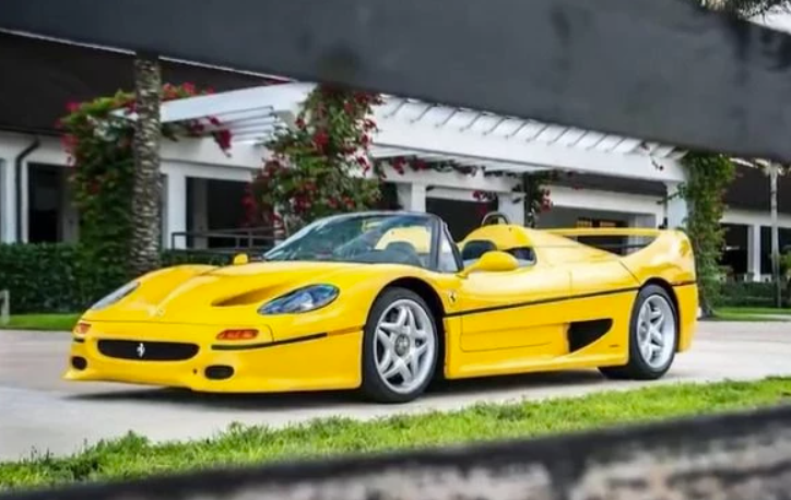 Sadəcə iki ədəd var: 1995-ci ilin sarı "Ferrari F50"si dünyanın ən bahalısı oldu (FOTO)