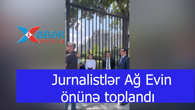 Jurnalistlər Ağ Evin önünə toplandı-VİDEO