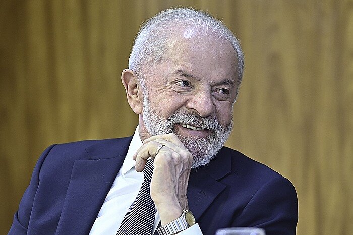 Lula da Silva Putinə Ukraynanın nizamlanmasına kömək etməyə hazır olduğunu bildirib
