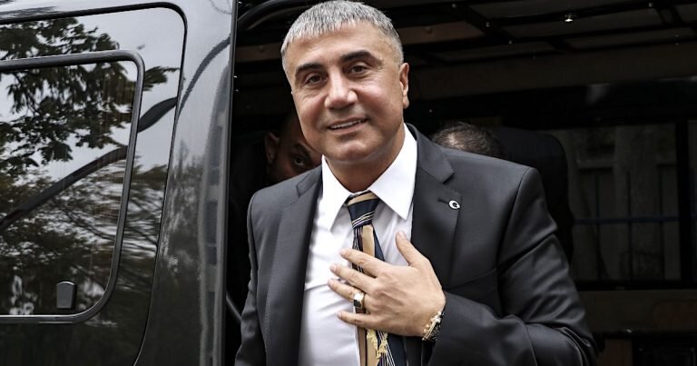 Bakıda təxirə salınan konsertə Sedat Pekerin adı qarışdı
