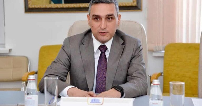 Şahin Bayramov narsizim xəstəliyinə düçar olub....
