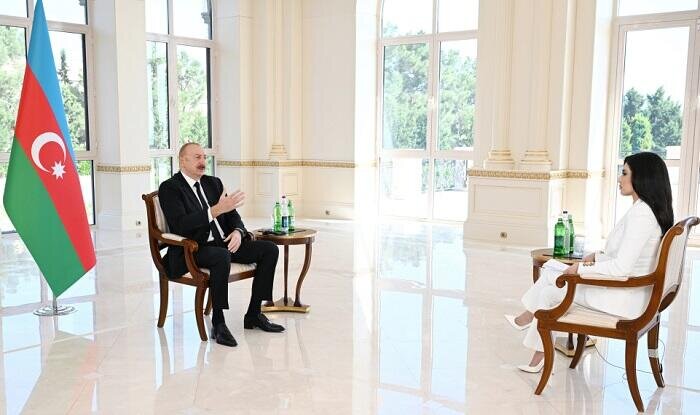 Prezident “Əl-Ərəbiyyə”yə müsahibə verdi