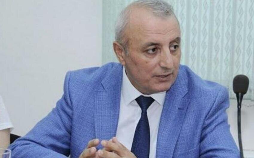 "Respublika" qəzeti fəaliyyətini dayandırdı, əksər işçilər "Xalq"da