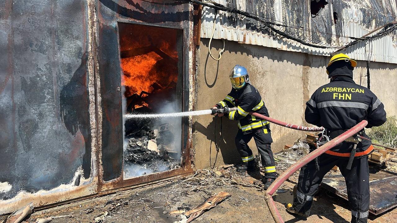 Baş vermiş yanğınla mübarizə tədbirləri davam etdirilir