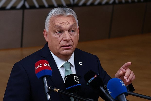 Orban Ukraynada sülhün şərtini adlandırıb