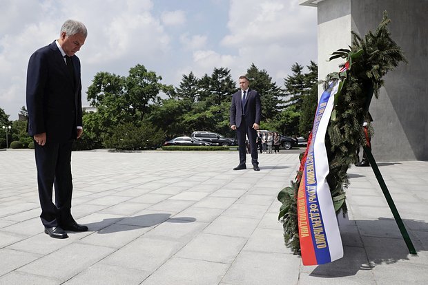 Volodin Avropanı bir məsələdə Çinin yolunu izləməyə çağırıb