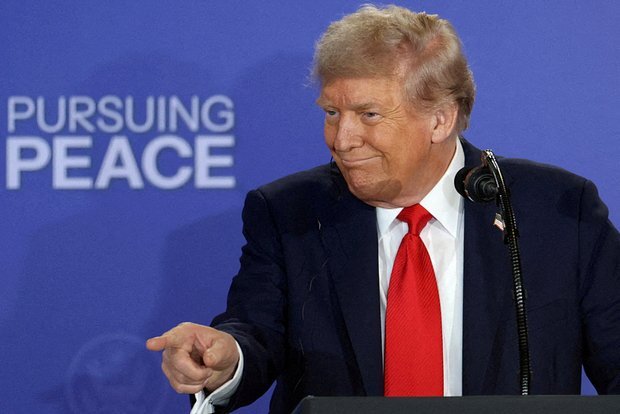 Tramp: Putin Zelenski ilə görüşmək istəmir, çünki onu sevmir
