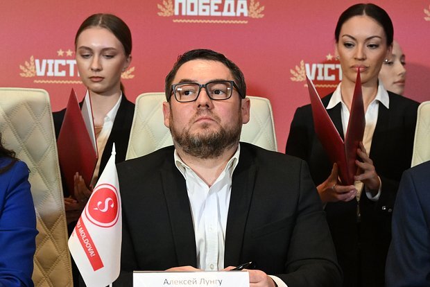 Lunqu: Moldovada bütün dövlət qurumları ələ keçirilir və təzyiq altında qərarlar verirlər
