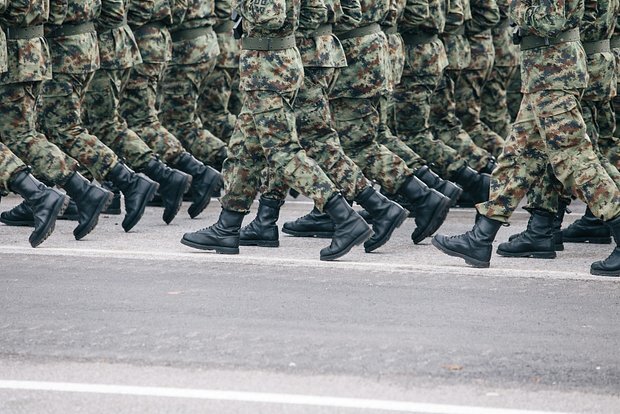 İtaliya Ukraynanı NATO-ya qəbul etməməyi təklif edir