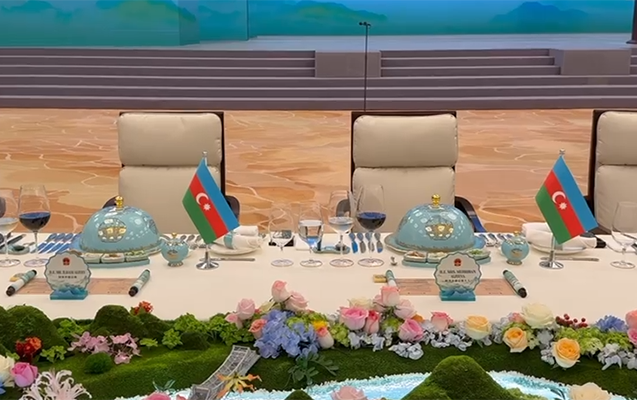 Çində ŞƏT üzvləri üçün ziyafət: Əliyevə də masa ayrıldı-VİDEO