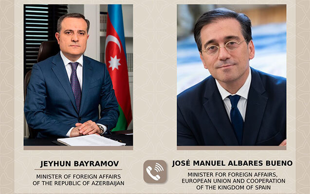 Bayramov İspan həmkarı ilə danışdı
