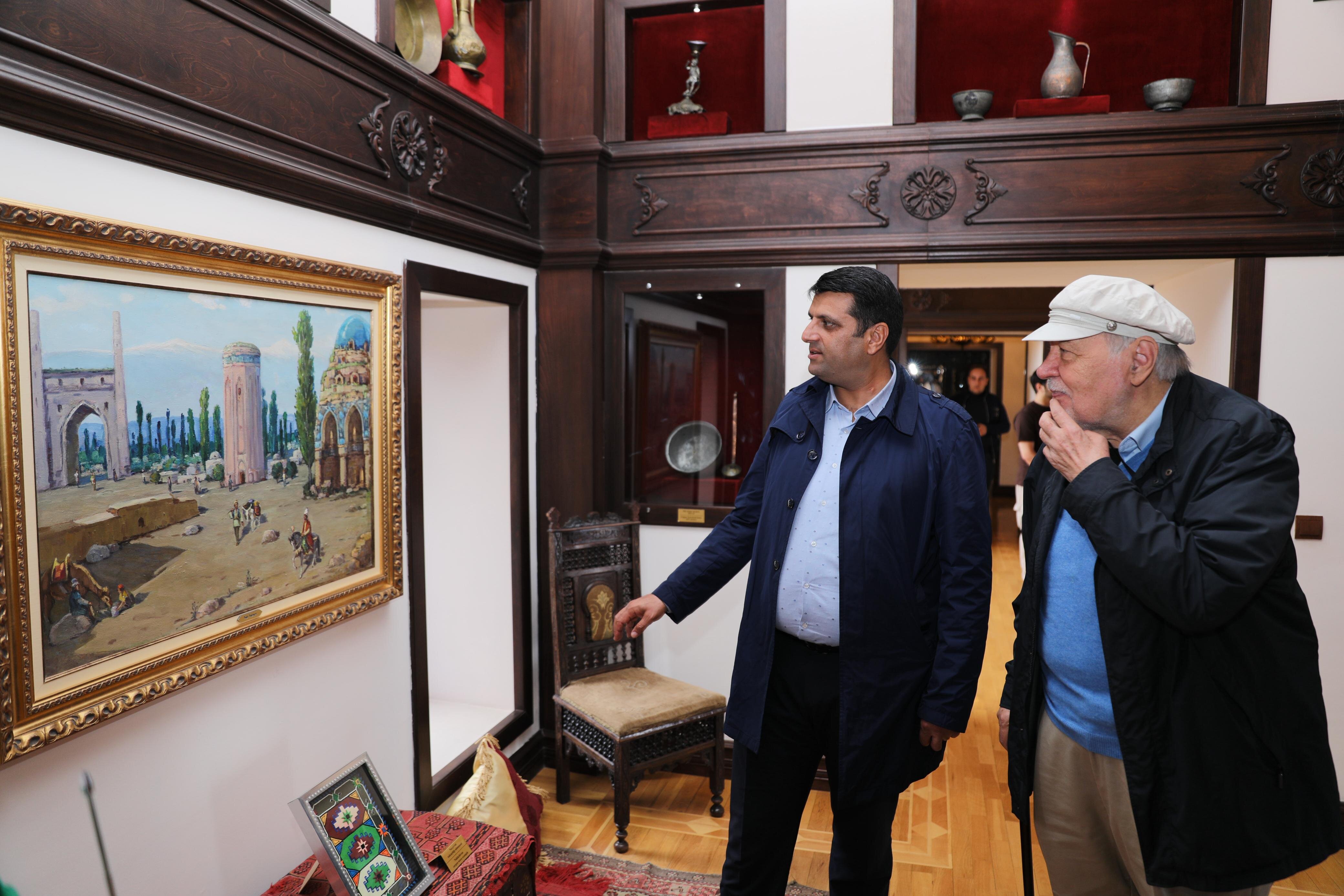 İlbər Ortaylı Naxçıvanda
