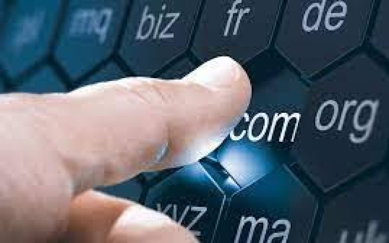 Dövlət qurumlarının domenlərinə bənzədilmiş 2 saxta domen aşkarlanaraq bloklandı