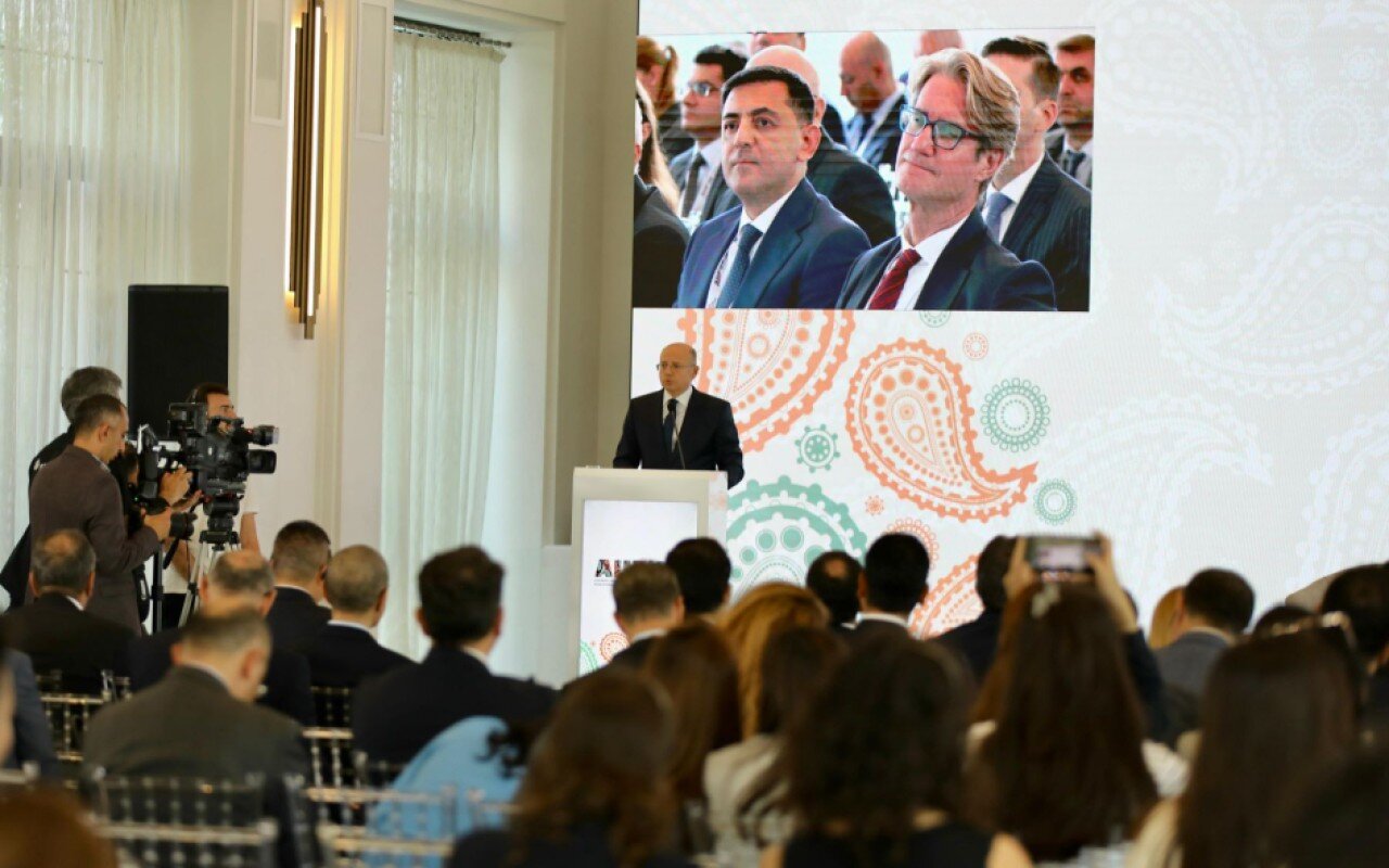 Azərbaycan regiona 144 milyard dollar xarici sərmayə cəlb edib - Nazir
