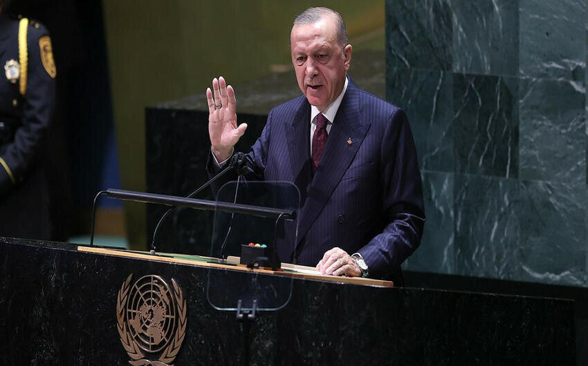 Ərdoğan Azərbaycanla Ermənistan arasında imzalanan müqavilədən məmnun olduğunu bildirib