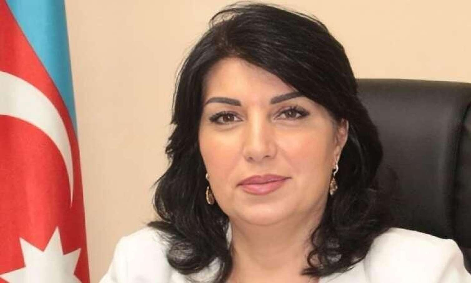 Bakıda iki məktəbin bir direktoru var