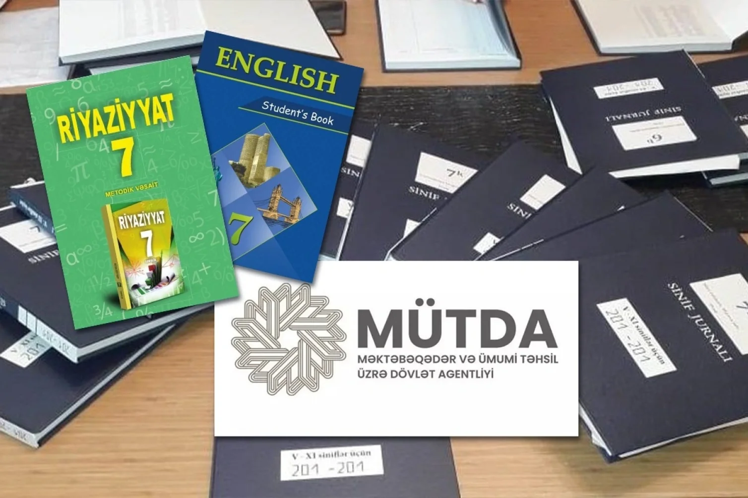 "Müəllimlərə jurnalı, şagirdlərə kitabları pulla satırlar" - İDDİA