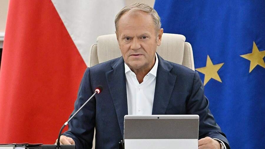 Varşava hökumət binaları üzərində pilotsuz uçan aparat zərərsizləşdirilib - Tusk