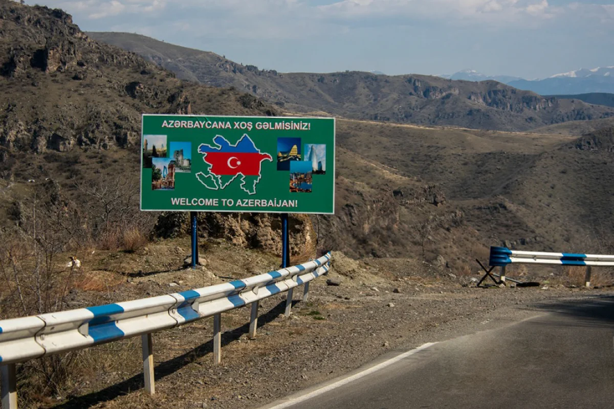 Sərhədlər bu xəritə üzrə çəkiləcək...