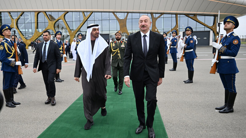BƏƏ Prezidentinin Azərbaycana rəsmi səfəri başa çatdı