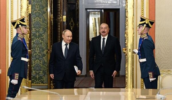 Əliyev-Putin görüşü təsadüf idi? Kremlin “qəribə” açıqlaması
