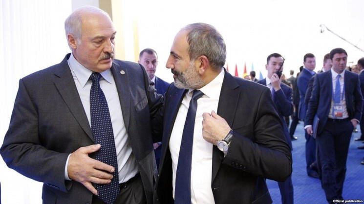Lukaşenkodan Paşinyana gözlənilməz təklif...