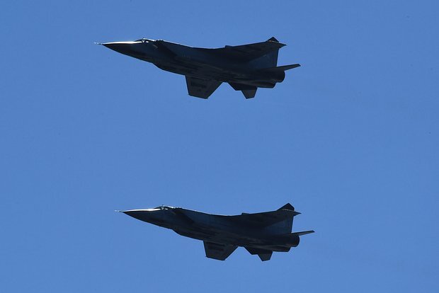 NATO üç MiQ-31-in Estoniya hava məkanına daxil olduğunu iddia edir