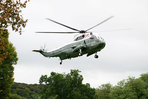 Trampın helikopteri təcili eniş edib