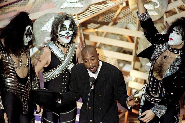 Tupac Shakur Cinayəti Sifariş Verən Təqsirləndirilənlərin Adları açıqlandı