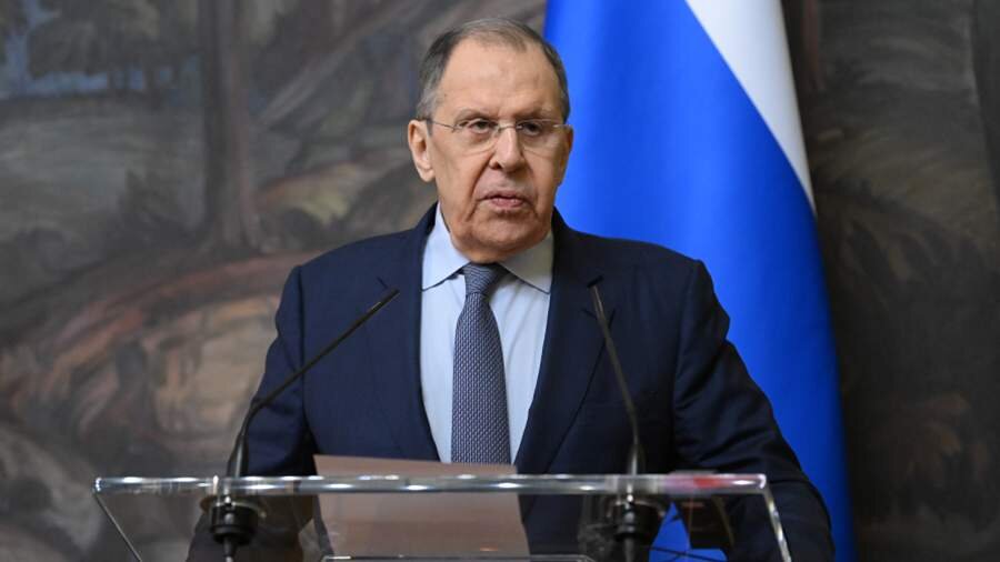 Lavrov Ukrayna ilə bağlı kompromislər axtararkən Moskvanın maraqlarını nəzərə almağa çağırıb