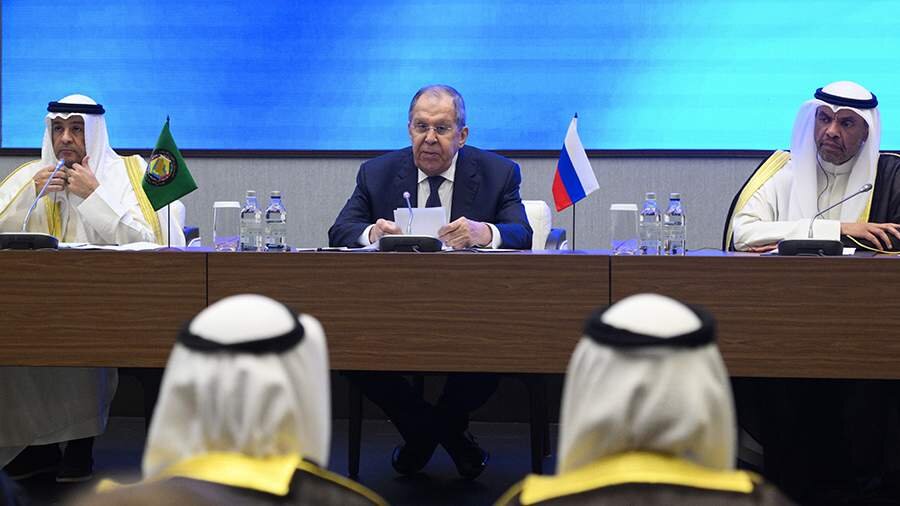 Lavrov Rusiyanın İran və Fars körfəzi ölkələri arasında münasibətlərdə kömək etməyə hazır olduğunu bildirib