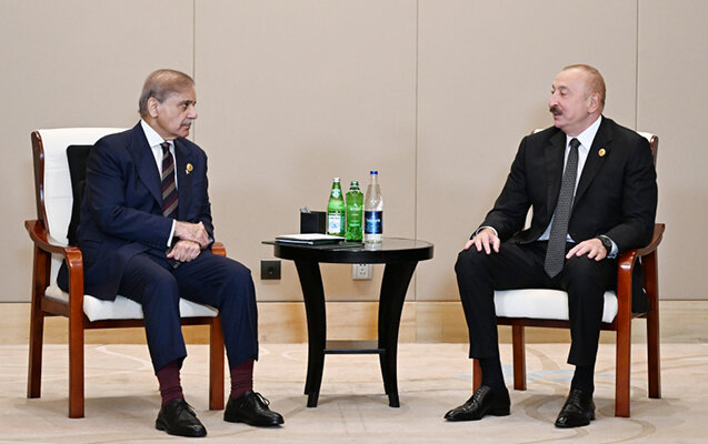 Prezidentlə Şahbaz Şərifin görüşü oldu