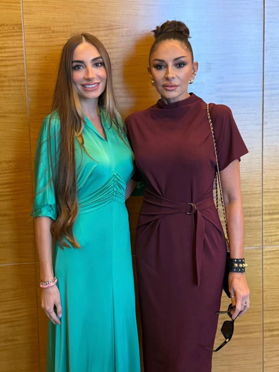 Arzu Əliyeva Mehriban Əliyeva ilə birgə fotosunu paylaşdı