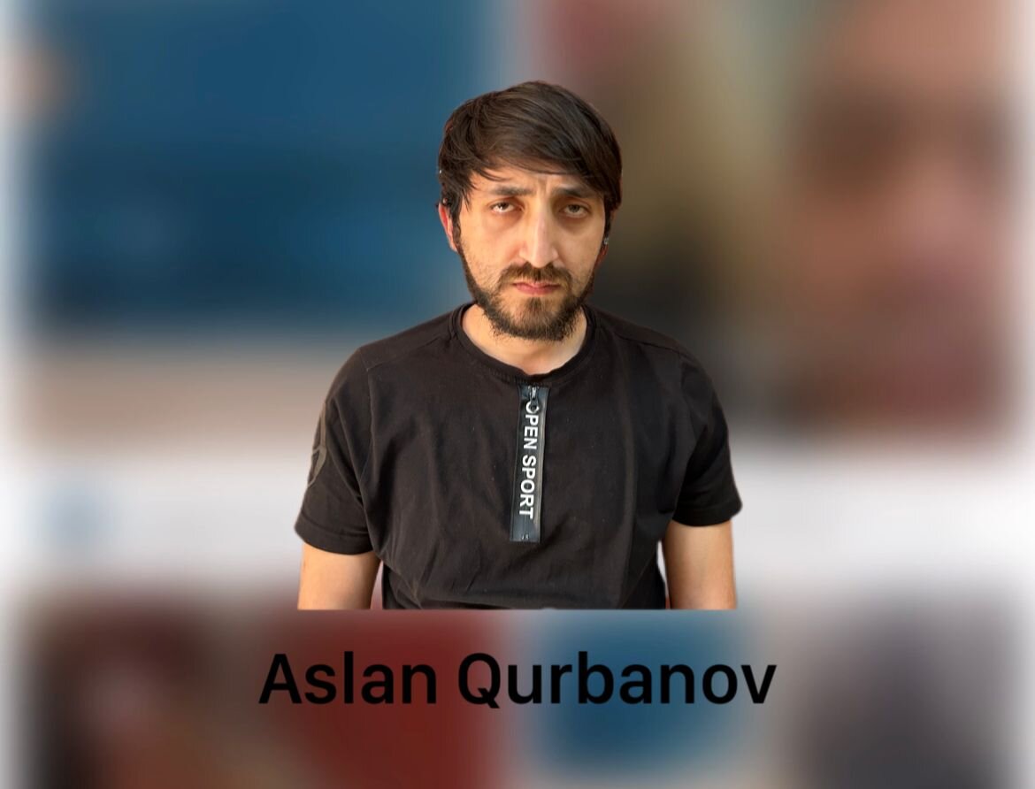 Polis maddi yardım edəcəyi vədi ilə bank kartlarından oğurluq edən kiberdələduzu saxladı