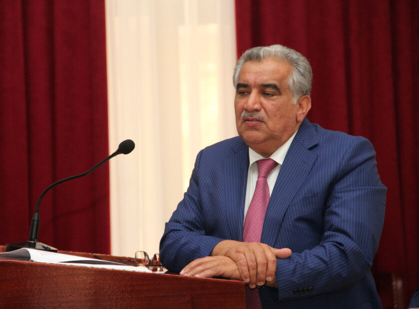 Əhəd Abıyev Ramiz Mehdiyevin həbsindən danışdı
