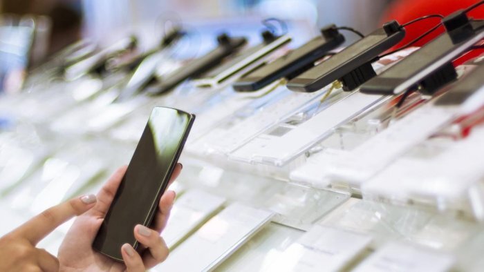 Telefonların qiyməti BAHALAŞACAQ – Bu tarixdən...