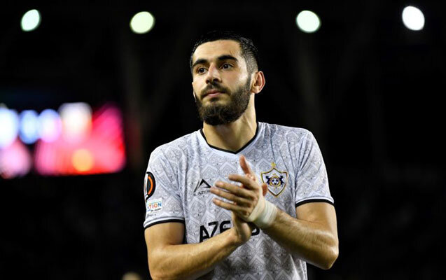 “Qarabağ”ın futbolçusuna mükafat verildi