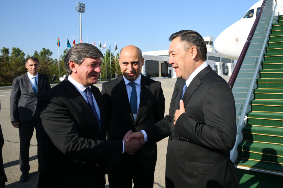 Japarov da Qəbələdədir